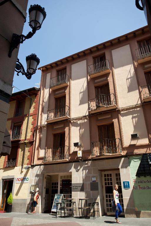 Hotel La Paz Хака Екстериор снимка